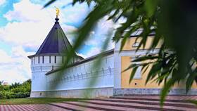 Дом под красной черепицей: где находится Тинькофф в Аптеки Столички