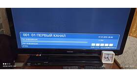 Почему приставка Триколор включается и выключается в Аптеки Столички