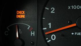 Почему загорается Check Engine на Lada Priora в Аптеки Столички